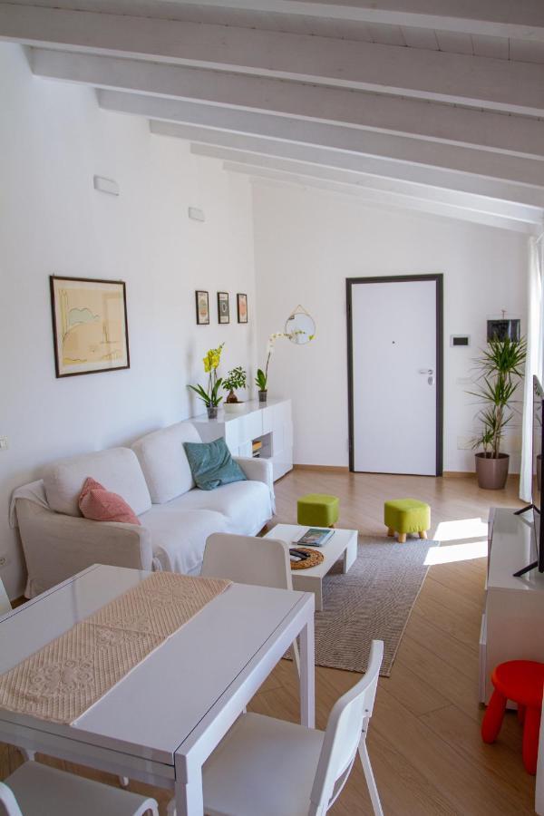 Waterfront Apartment Olbia Kültér fotó